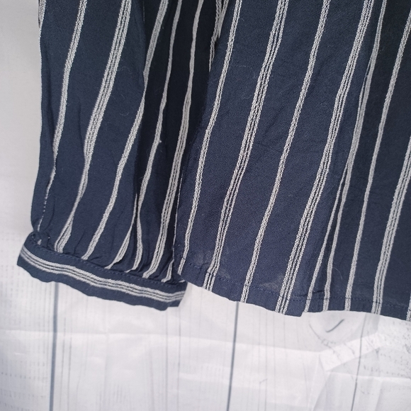 Lucky Brand button-down blue and white striped top - Picture 5 of 13